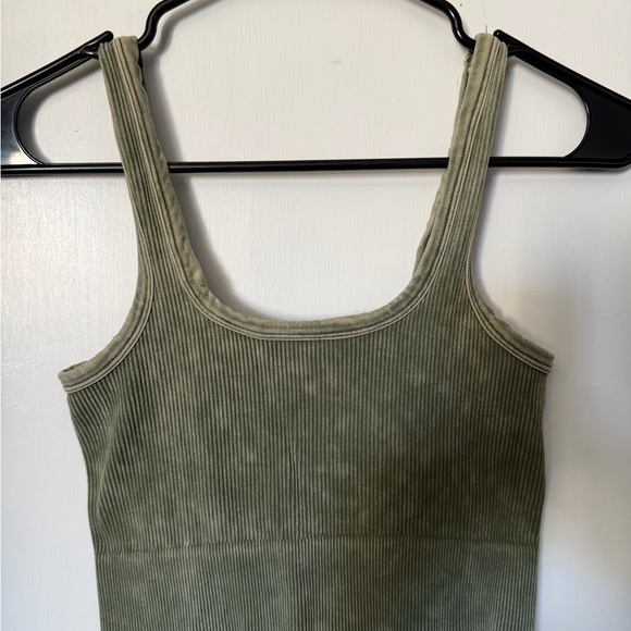 Olive Ribbed Crop Top - Picture 2 of 2